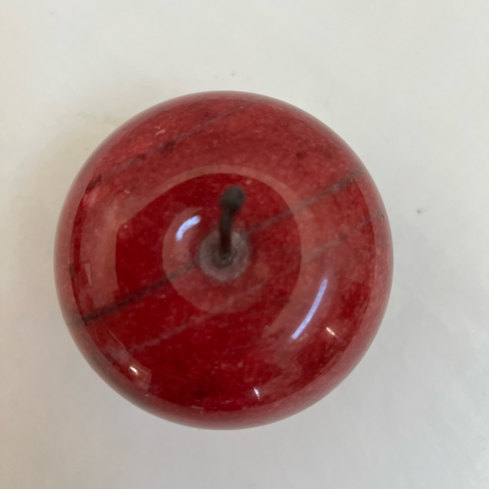 Red Apple Paperweight Stone With Stem Teacher Appreciation Gift Heavy - Picture 2 of 8